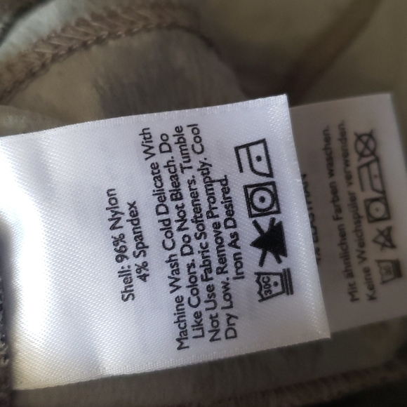 Eddie Bauer Horizon Cargo Shorts Size 6 NWT - Picture 6 of 7